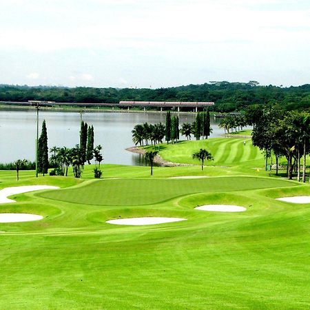 Orchid Country Club Hotel Singapore Exterior photo